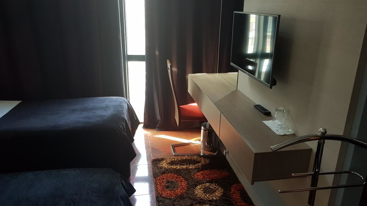 Отель Hotel S Беране-33