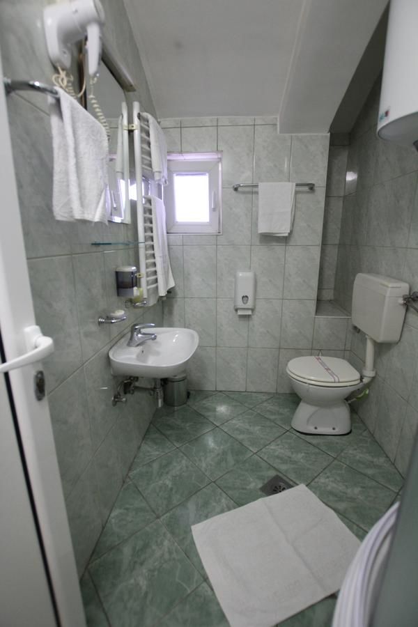 Отель Hotel S Беране-42