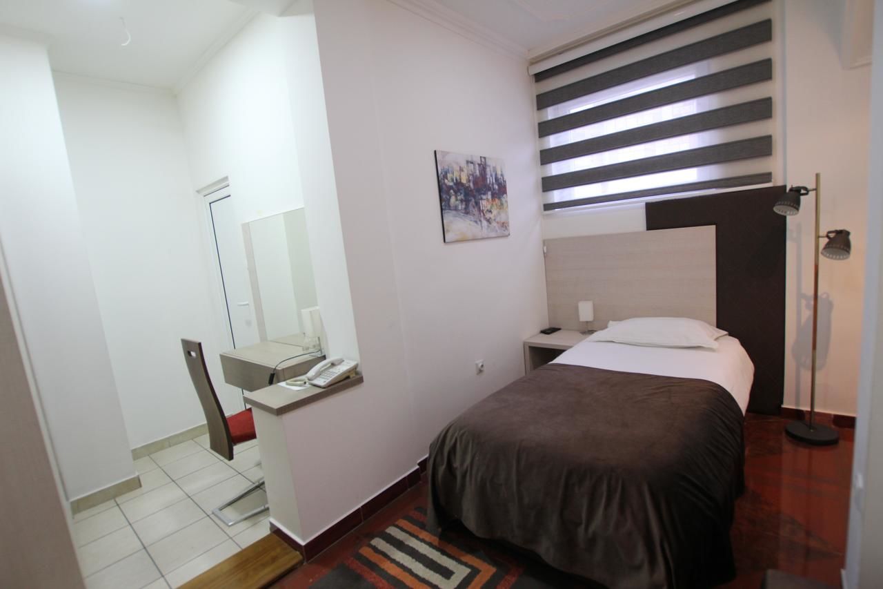 Отель Hotel S Беране-11