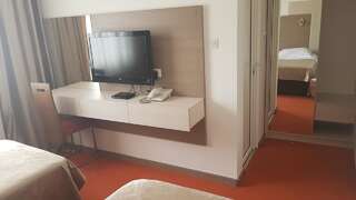 Отель Hotel S Беране Двухместный номер с 1 кроватью или 2 отдельными кроватями-12
