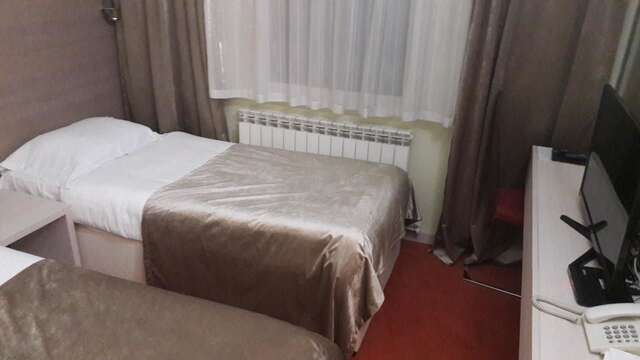 Отель Hotel S Беране-31
